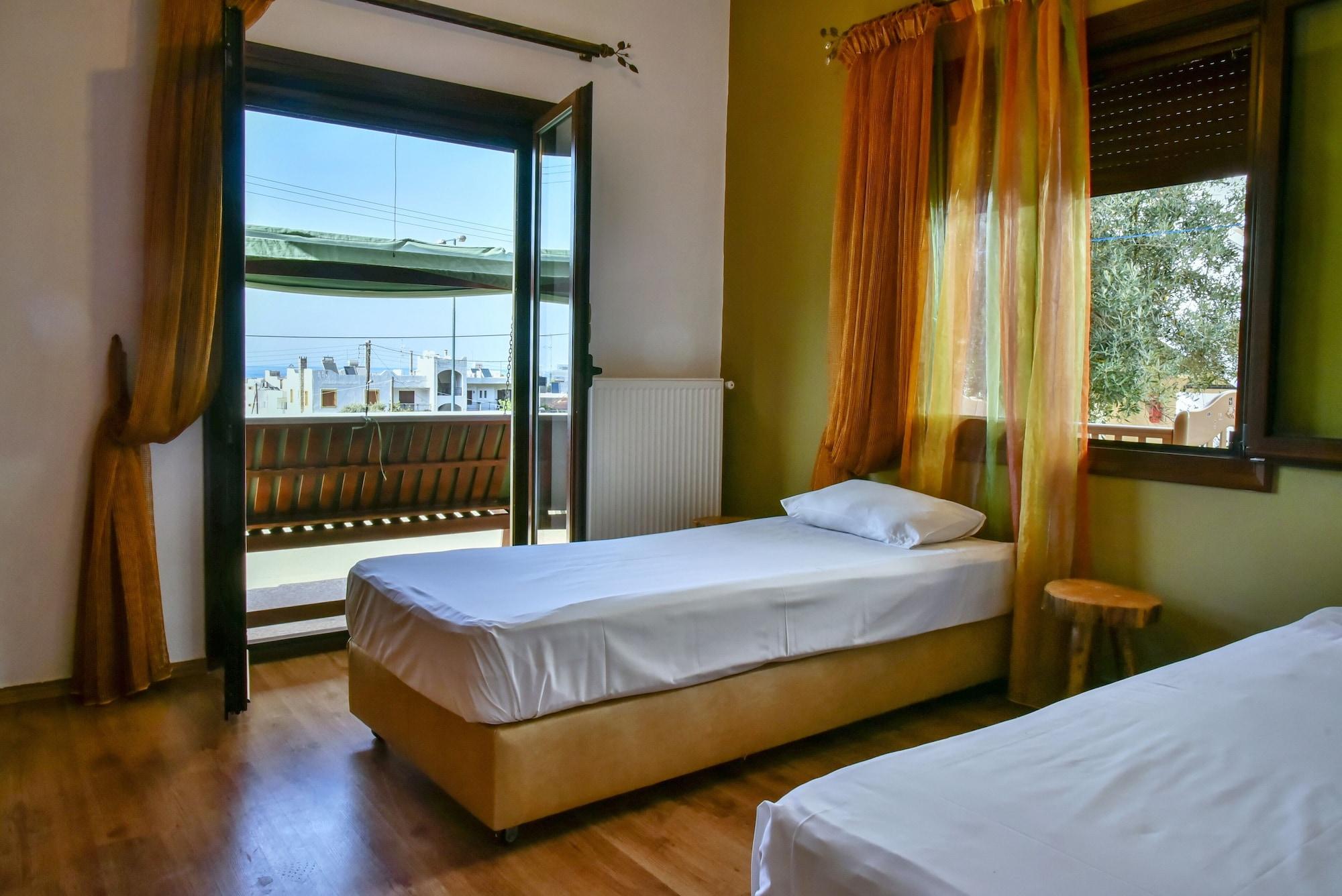Iraklis Apartments Stalida エクステリア 写真