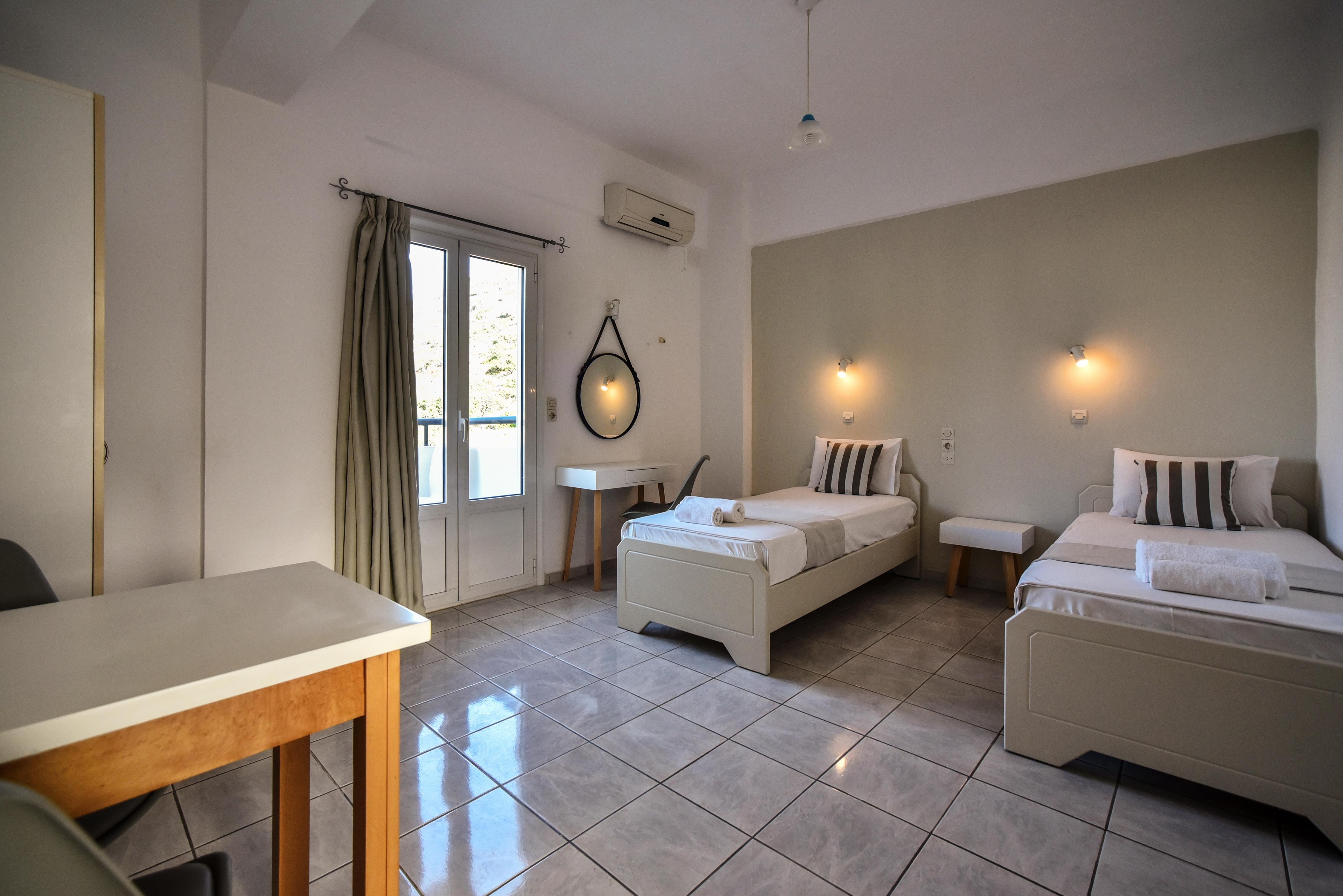 Iraklis Apartments Stalida エクステリア 写真
