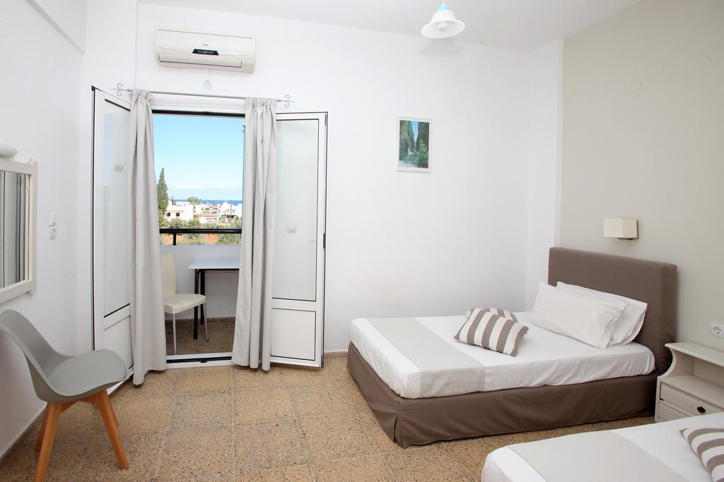 Iraklis Apartments Stalida エクステリア 写真