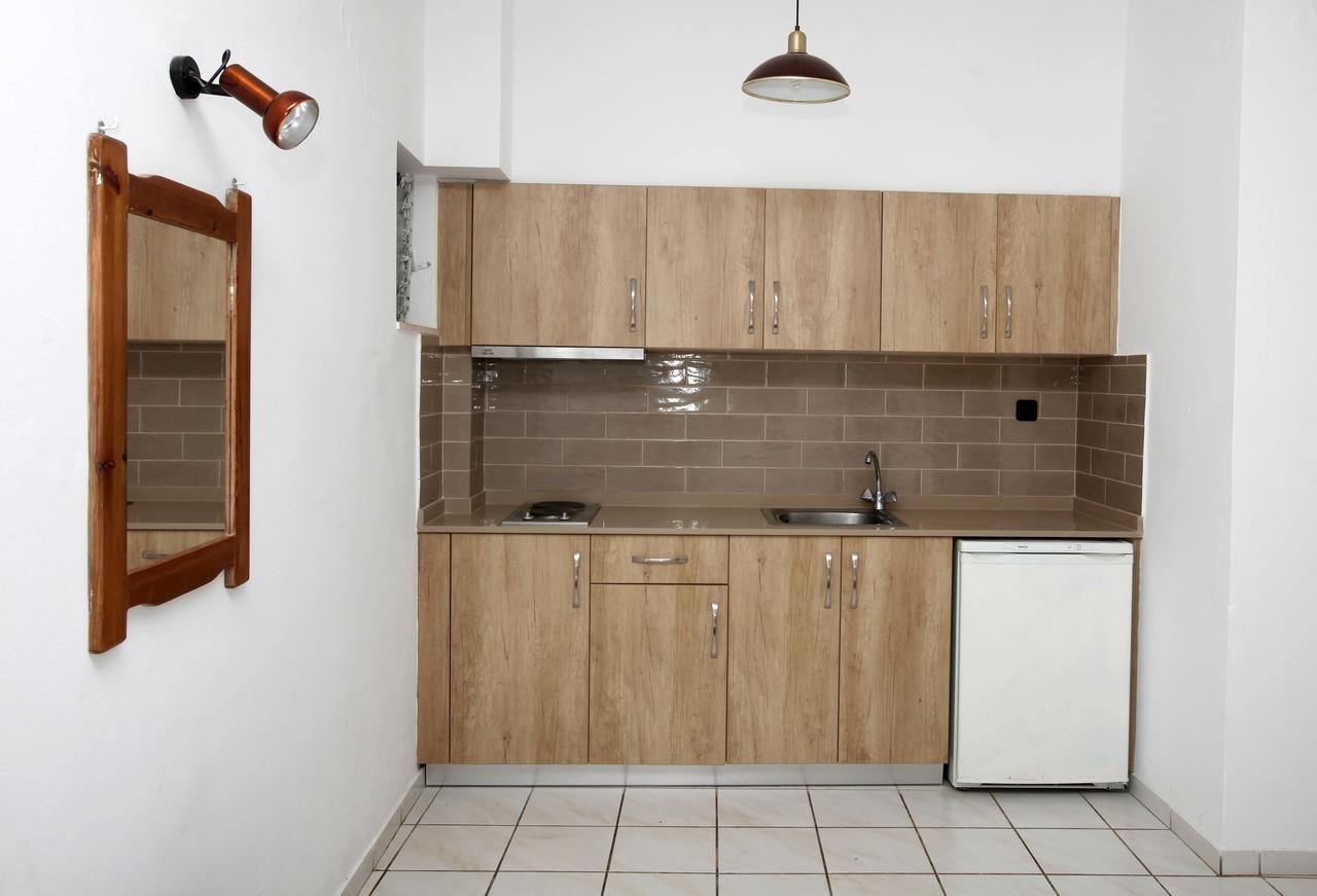 Iraklis Apartments Stalida エクステリア 写真