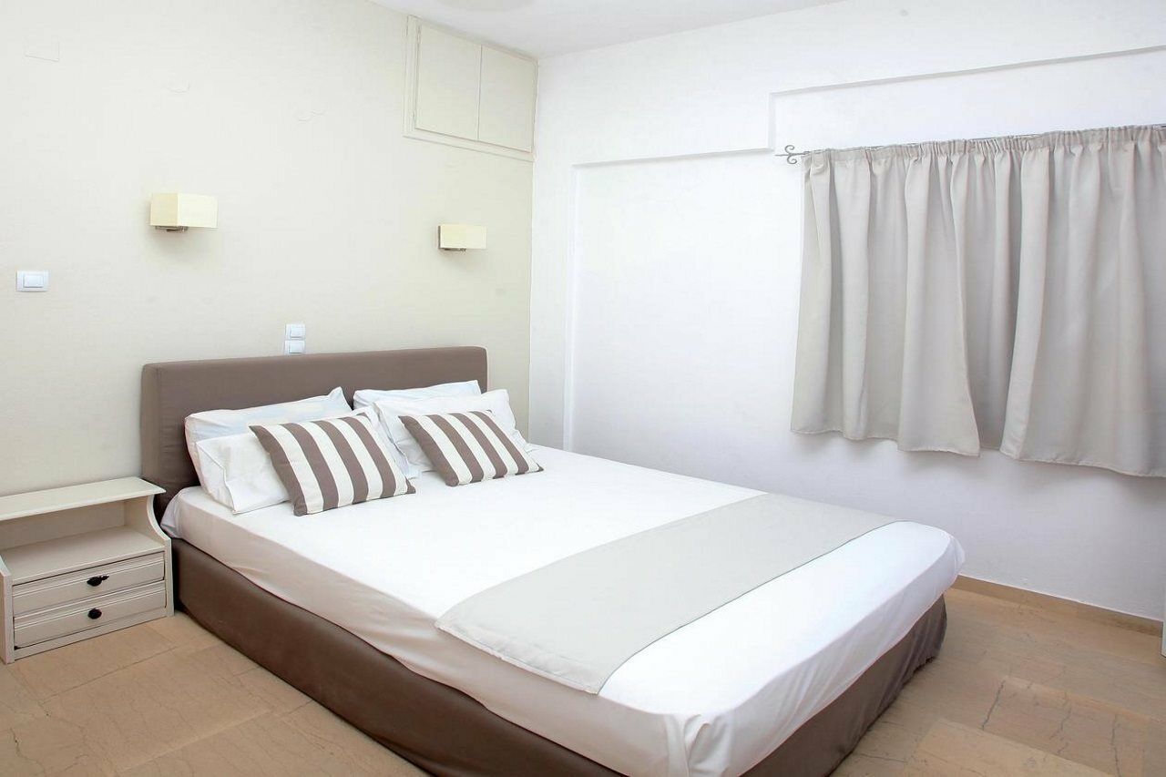 Iraklis Apartments Stalida エクステリア 写真